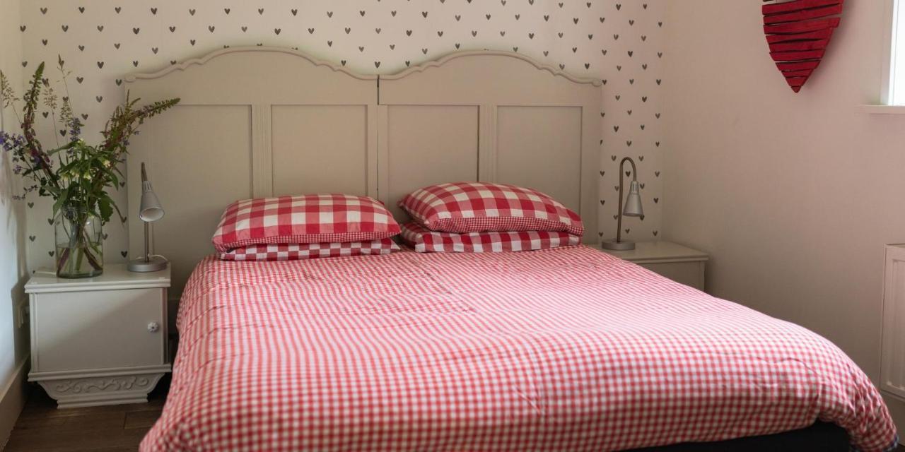 אוירשחוט B&B De Ouw Skuur מראה חיצוני תמונה