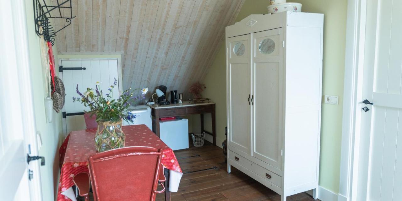 אוירשחוט B&B De Ouw Skuur מראה חיצוני תמונה